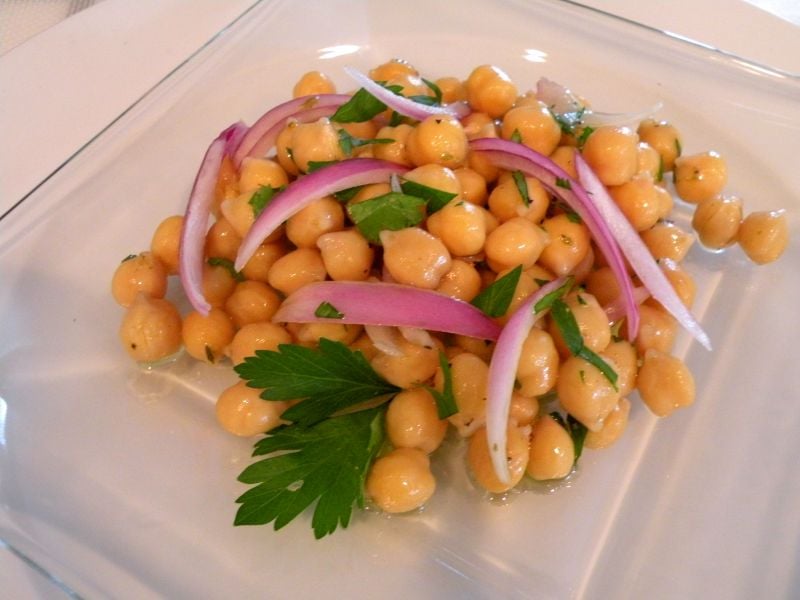 Post image for Greek Chickpea Salad – Rivithia