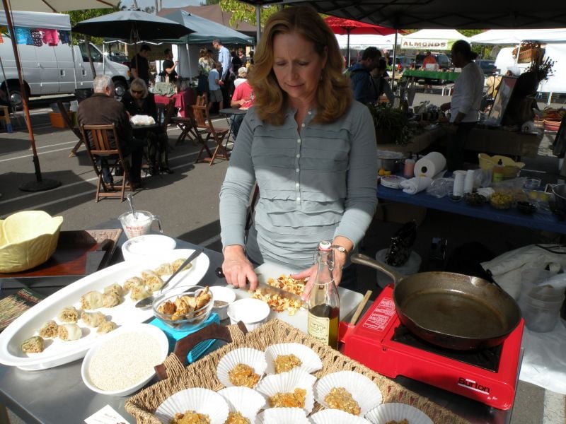 Post image for Rancho Santa Fe Farmers’ Market : Quinoa Cooking Demonstration