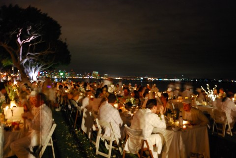 Post image for A “Nights in White Satin” Evening ~ Diner en Blanc in San Diego