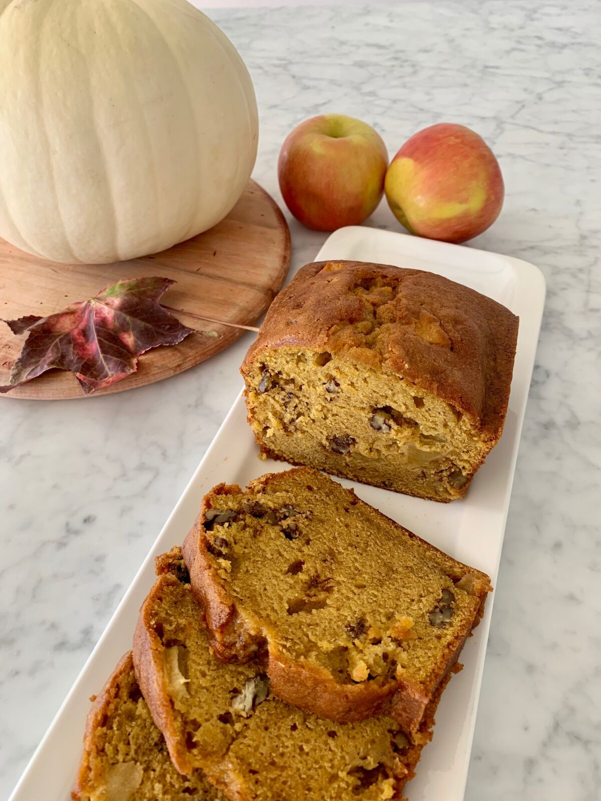 Post image for Honeycrisp Apple Pumpkin Bread